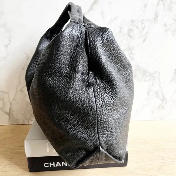 Large Furla Pebbled black leather hobo - Picture 2 of 11